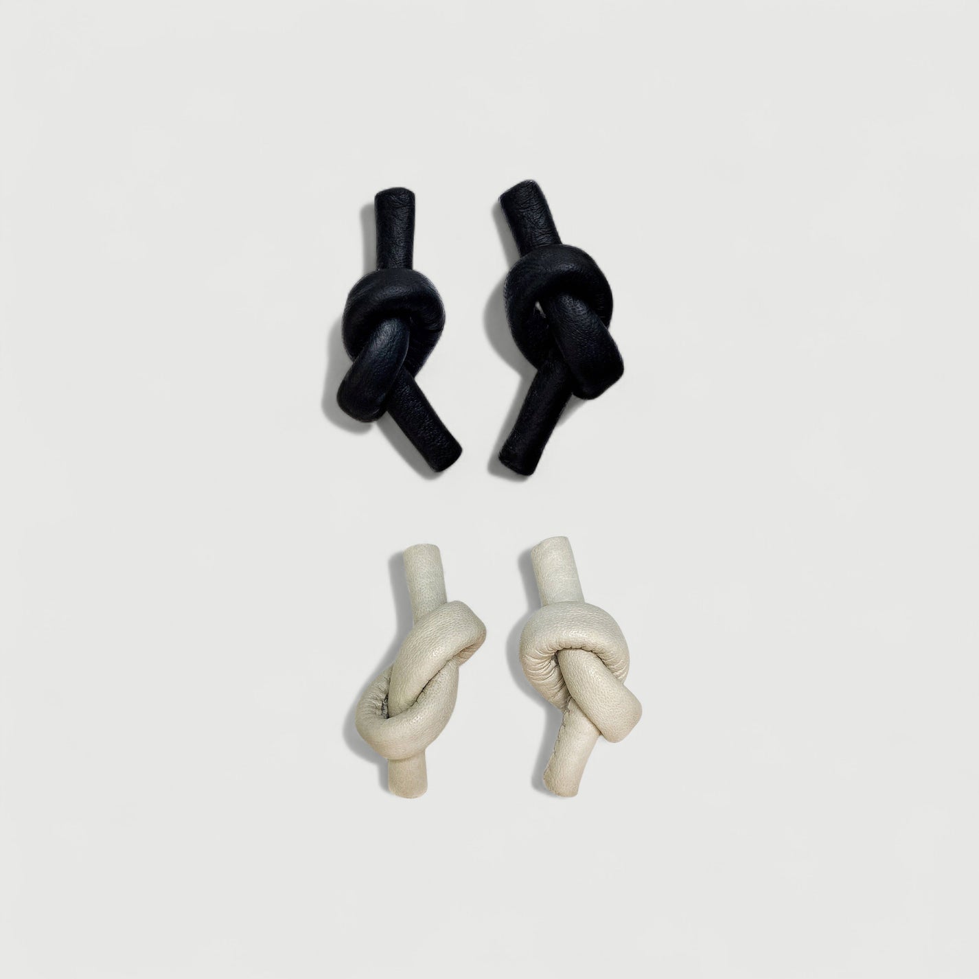Earrings ｜ Recycled leather